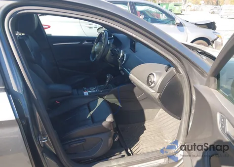 2020 Audi A3 Premium 45 Tfsi S Line Quattro S Tronic z USA, uszkodzony, nr VIN WAUBEGFF6LA005262